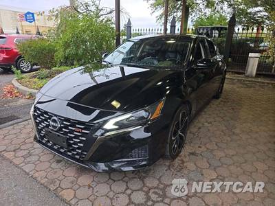 2023 Nissan Altima SR - zdjęcie 1 z 22 - miniatura