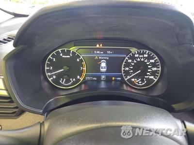 2023 Nissan Altima SR - zdjęcie 9 z 22 - miniatura