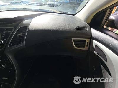2016 Hyundai Elantra Value Edition Sedan - zdjęcie 19 z 26 - miniatura