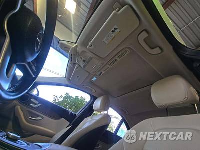 2019 Mercedes-Benz C 300 4MATIC Sedan - zdjęcie 11 z 23 - miniatura