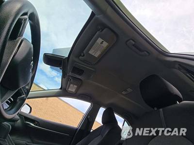 2022 Toyota Camry LE - zdjęcie 11 z 24 - miniatura