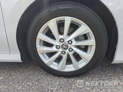 2022 Toyota Camry LE - zdjęcie 22 z 24 - miniatura