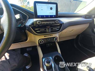 2022 Ford Escape SE - zdjęcie 10 z 21 - miniatura