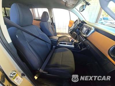 2017 Toyota Tacoma SR5 Crew Cab Medium Bed - zdjęcie 18 z 21 - miniatura