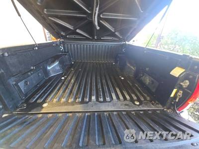 2017 Toyota Tacoma SR5 Crew Cab Medium Bed - zdjęcie 14 z 21 - miniatura