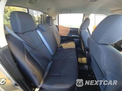 2017 Toyota Tacoma SR5 Crew Cab Medium Bed - zdjęcie 16 z 21 - miniatura