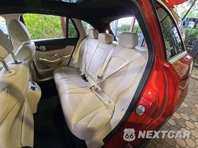 2018 Mercedes-Benz GLC 300 4MATIC - zdjęcie 13 z 26 - miniatura