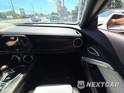 2016 Chevrolet Camaro 2SS Convertible - zdjęcie 19 z 22 - miniatura