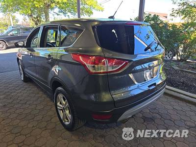 2015 Ford Escape SE - zdjęcie 2 z 27 - miniatura
