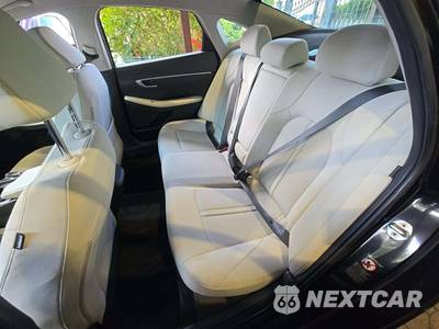 2022 Hyundai Sonata SEL - zdjęcie 13 z 25 - miniatura