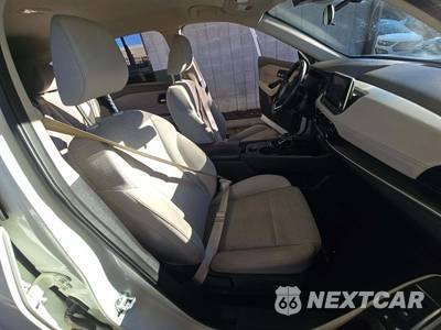 2021 Nissan Rogue SV - zdjęcie 18 z 22 - miniatura