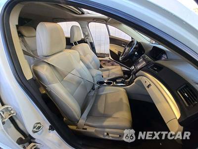 2016 Acura ILX w/Technology Plus Package - zdjęcie 18 z 26 - miniatura