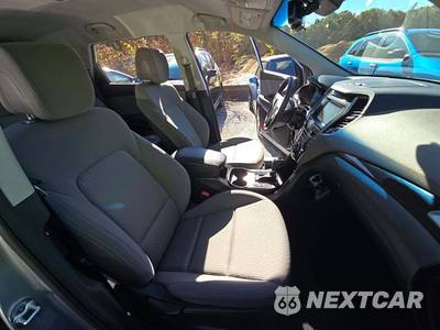 2017 Hyundai Santa Fe SE - zdjęcie 19 z 23 - miniatura