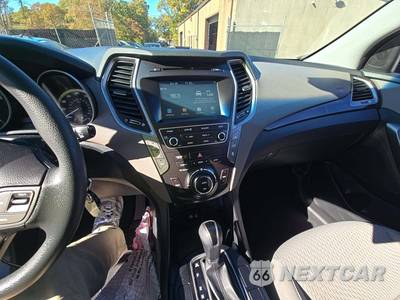 2017 Hyundai Santa Fe SE - zdjęcie 10 z 23 - miniatura