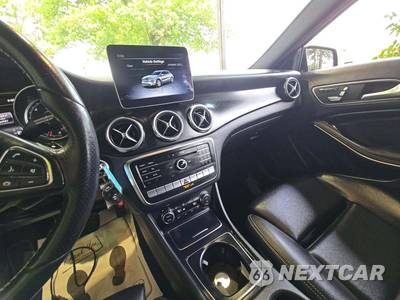 2018 Mercedes-Benz GLA 250 4MATIC - zdjęcie 10 z 24 - miniatura