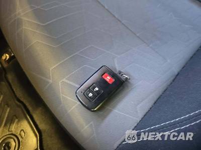 2022 Toyota Tacoma TRD Off-Road Crew Cab Long Bed - zdjęcie 8 z 23 - miniatura