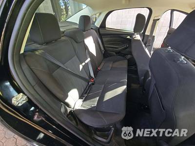 2017 Ford Focus SE Sedan - zdjęcie 16 z 25 - miniatura