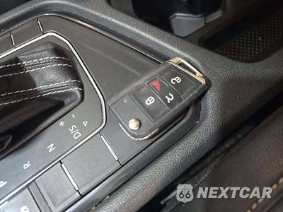 2021 Volkswagen Tiguan SE - zdjęcie 8 z 26 - miniatura