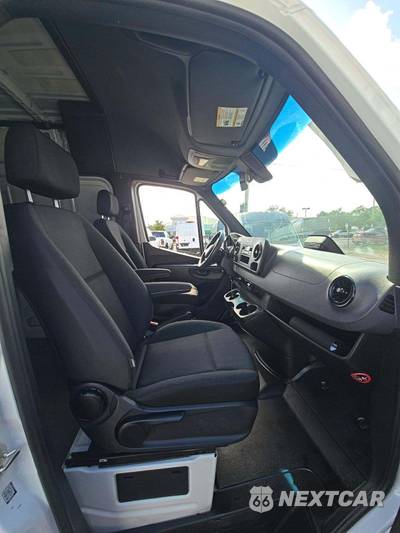 2025 Mercedes-Benz Sprinter 2500 Cargo Van High Roof 170.0" WB - zdjęcie 18 z 23 - miniatura