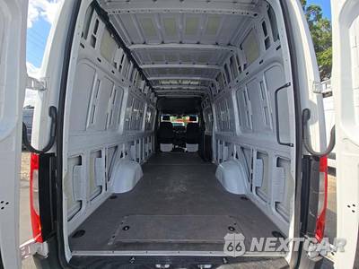 2025 Mercedes-Benz Sprinter 2500 Cargo Van High Roof 170.0" WB - zdjęcie 14 z 23 - miniatura