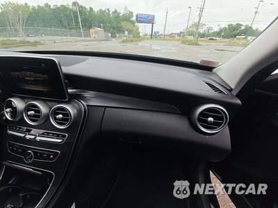 2016 Mercedes-Benz C 300 4MATIC - zdjęcie 19 z 26 - miniatura