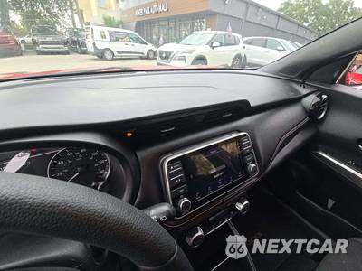 2018 Nissan Kicks SR - zdjęcie 10 z 26 - miniatura