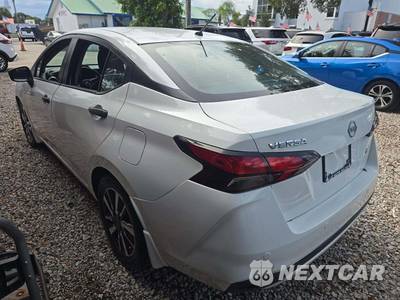 2024 Nissan Versa S - zdjęcie 2 z 25 - miniatura