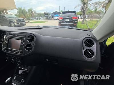 2017 Volkswagen Tiguan SEL - zdjęcie 18 z 27 - miniatura