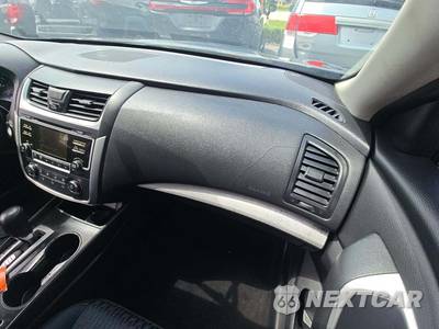 2017 Nissan Altima 2.5 S - zdjęcie 19 z 36 - miniatura