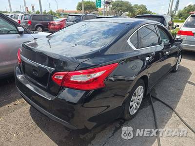 2017 Nissan Altima 2.5 S - zdjęcie 3 z 36 - miniatura