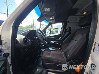 2023 Mercedes-Benz Sprinter 2500 Cargo Van High Roof 170.0" WB - zdjęcie 6 z 31 - miniatura