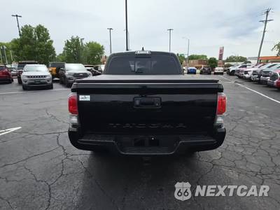2022 Toyota Tacoma TRD Sport Crew Cab Medium Bed - zdjęcie 4 z 24 - miniatura