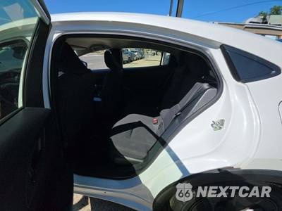 2023 Toyota Prius Prime SE - zdjęcie 13 z 23 - miniatura