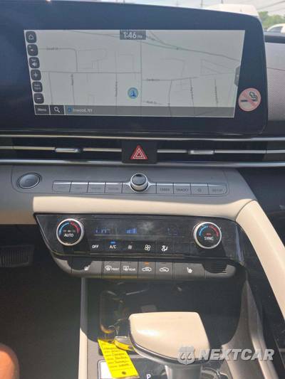 2024 Hyundai Elantra Limited - zdjęcie 10 z 23 - miniatura