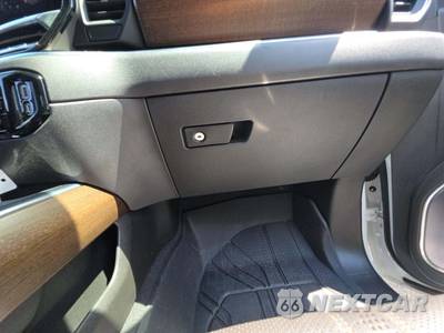 2022 Chevrolet Silverado 1500 High Country Crew Cab Short Bed 3LZ - zdjęcie 19 z 23 - miniatura
