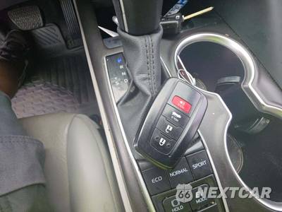 2023 Toyota Camry Hybrid XLE - zdjęcie 8 z 29 - miniatura