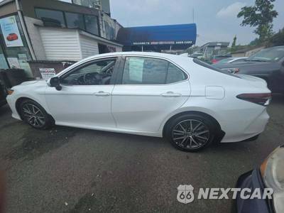 2023 Toyota Camry Hybrid XLE - zdjęcie 2 z 29 - miniatura