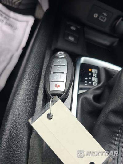 2021 Nissan Rogue Sport SL - zdjęcie 8 z 25 - miniatura