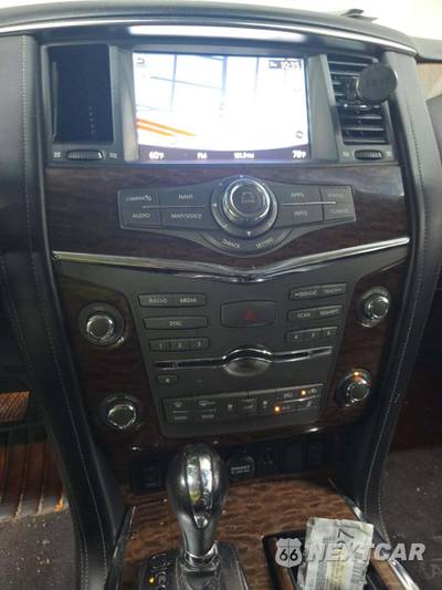 2020 Nissan Armada SL - zdjęcie 10 z 28 - miniatura