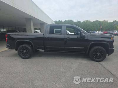 2024 Chevrolet Silverado 2500HD High Country Crew Cab Medium Bed 3LZ - zdjęcie 4 z 20 - miniatura