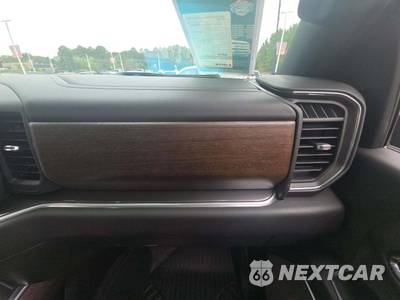 2024 Chevrolet Silverado 2500HD High Country Crew Cab Medium Bed 3LZ - zdjęcie 19 z 20 - miniatura