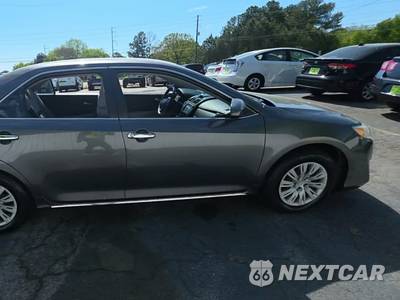 2013 Toyota Camry LE - zdjęcie 5 z 26 - miniatura