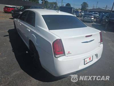 2018 Chrysler 300 Touring - zdjęcie 2 z 25 - miniatura