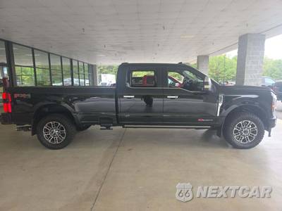 2025 Ford Super Duty F-350 Platinum Crew Cab Long Bed - zdjęcie 4 z 22 - miniatura