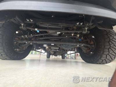 2025 Ford Super Duty F-350 Platinum Crew Cab Long Bed - zdjęcie 20 z 22 - miniatura