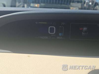 2017 Toyota Prius Two Eco - zdjęcie 9 z 23 - miniatura