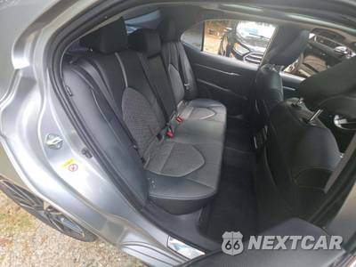 2019 Toyota Camry XSE - zdjęcie 16 z 23 - miniatura