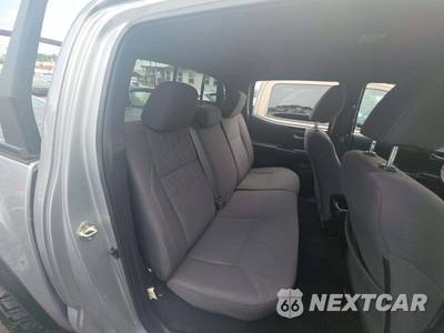2017 Toyota Tacoma TRD Off-Road Crew Cab Medium Bed - zdjęcie 16 z 25 - miniatura