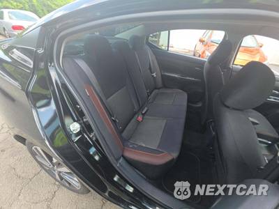 2020 Nissan Versa SR - zdjęcie 13 z 22 - miniatura