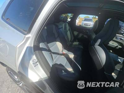 2020 Volvo XC60 T5 R-Design - zdjęcie 13 z 19 - miniatura